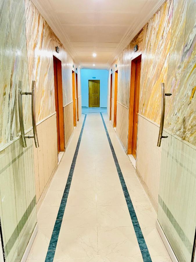 Hotel New Mid City Multan Extérieur photo